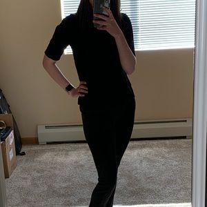 XS Black Gap T-Shirt Zipper Back